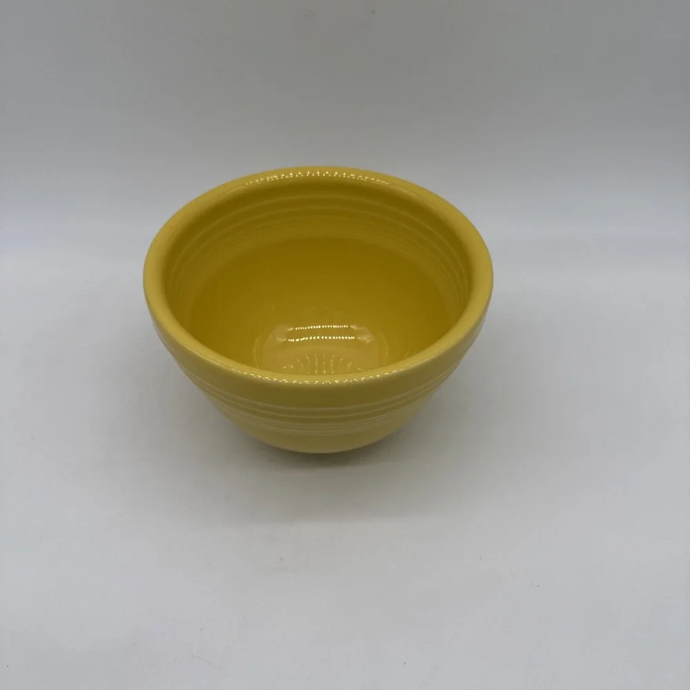 Vintage Fiestaware Yellow Nesting Mixing Bowl Fiesta w/ Rings ~6